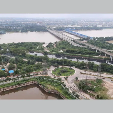 Luxury Studio Apartment , Delhi Ncr Noida Exterior photo