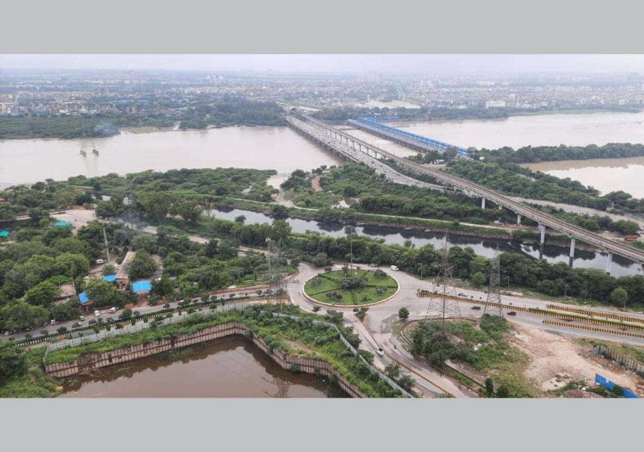 Apartment Luxury , Delhi Ncr Noida
