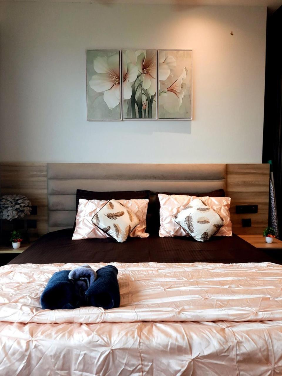 Luxury , Delhi Ncr * Noida